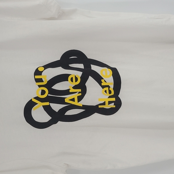 H&M ❤️ (4/$18) White Tee Shirt - Picture 2 of 4